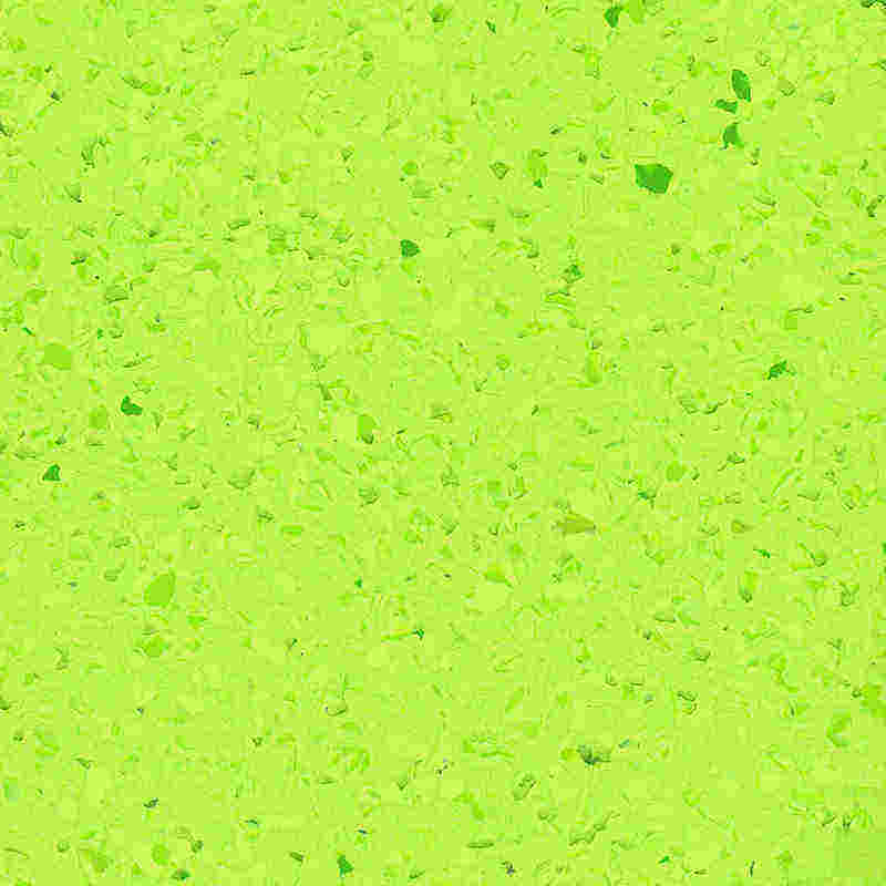 Malambot at nakapapawing pagod na homogenous na sahig