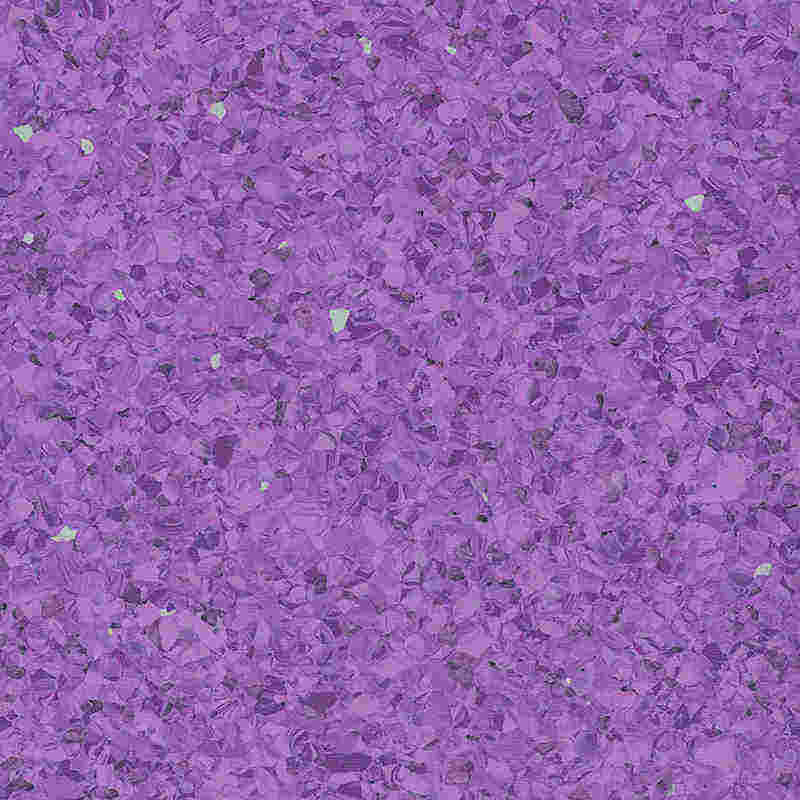 Malambot at nakapapawing pagod na homogenous na sahig